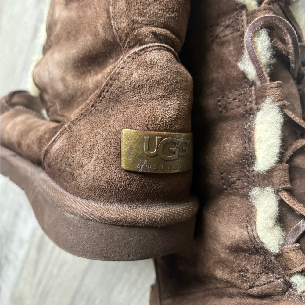 UGG Brown Winter Boots with Cream Accents - Picture 3 of 3